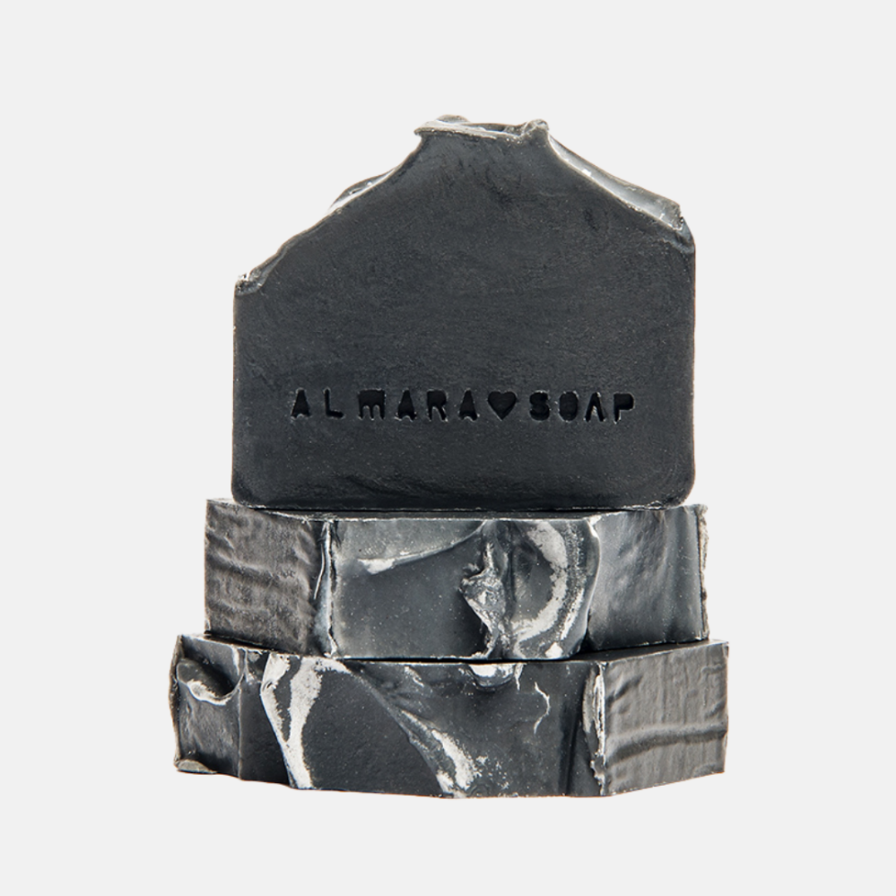 Almarasoap přírodní mýdlo Black as my Soul s aktivním uhlím