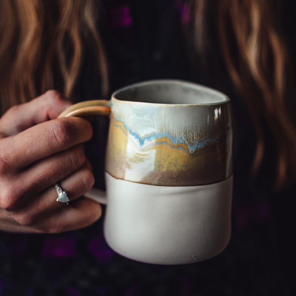 Bloomingville Heather kameninový hrnek