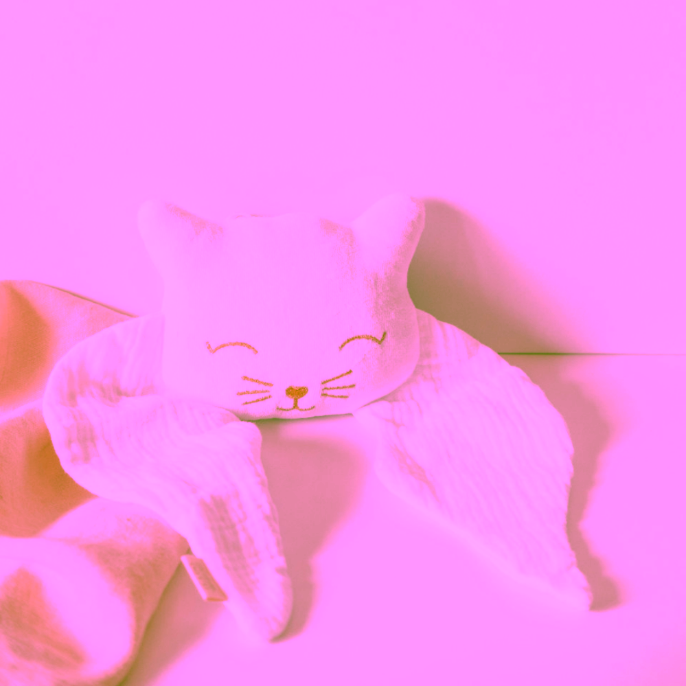 Ilado Cat Lovey for Harmony Ball plyšová kočka na bolu