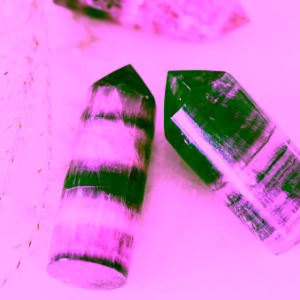 yoga-day-obelisk-ruzovy-fluorit-2