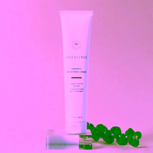 innersense-stylingovy-krem-pro-hlazeni-vlasu-1