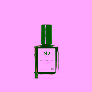 Nui Cosmetics Přírodní lak na nehty 05 Dark Red